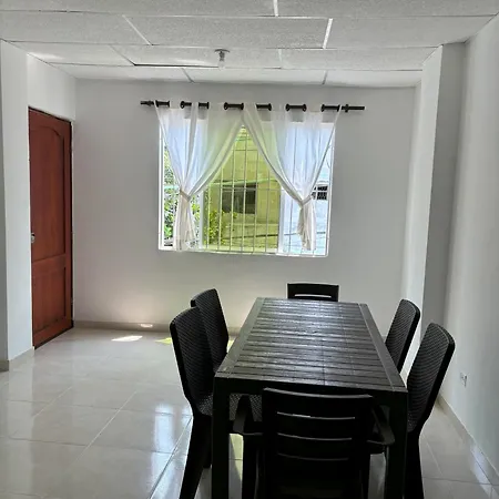 Deusades Apartamento